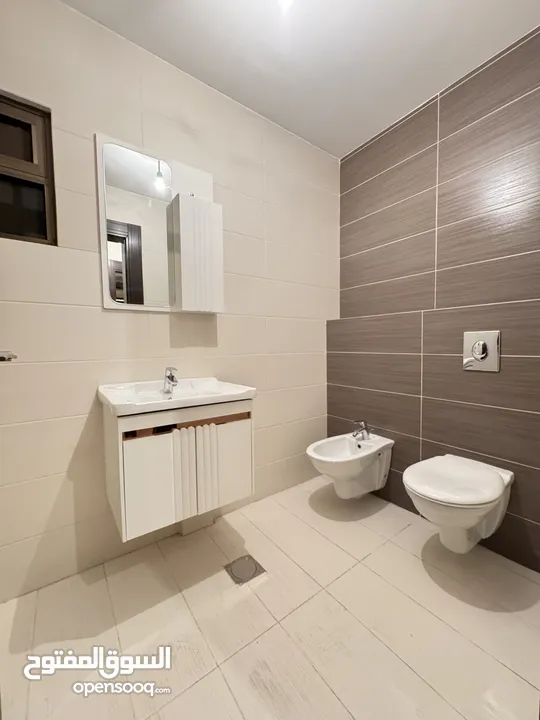 شقة غير مفروشة للايجار في الدوار الرابع ( Property 37912 )-175064101