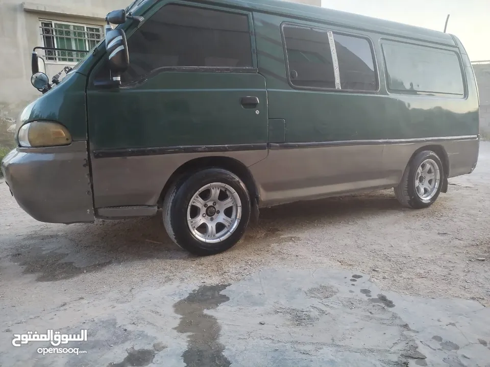 هونداي h100