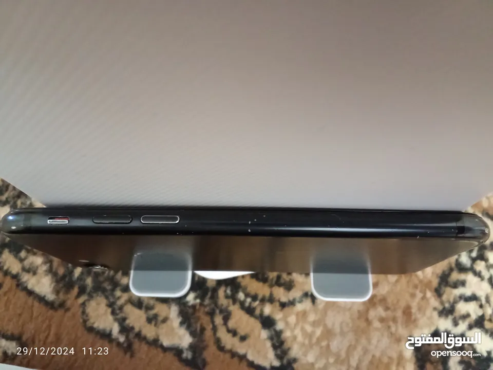 آيفون 7بحاله جيده