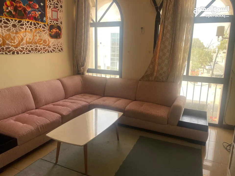Furnished flat in west bay