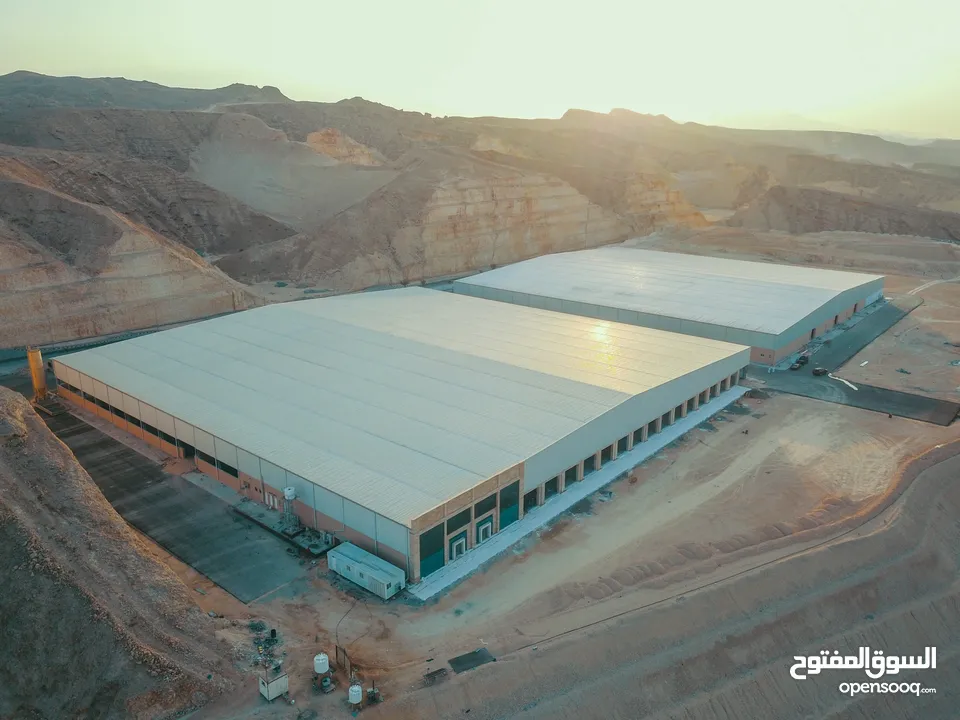 New Warehouses for rent 338 SQ.M in the al-rusayl hills