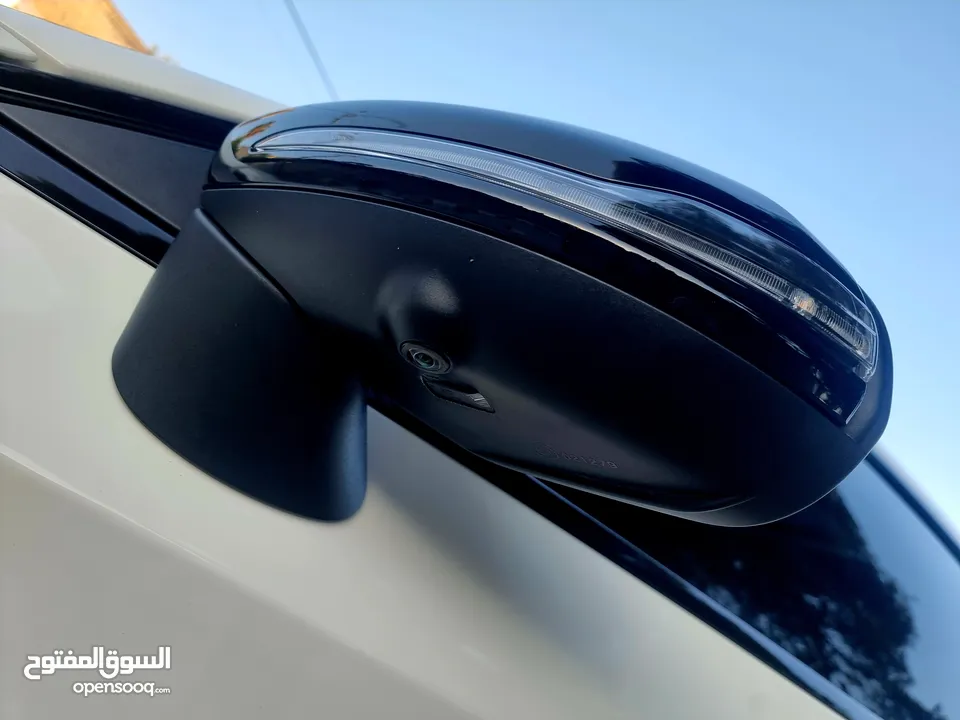 مرسيدس C300 2020/ فل مسكر بانوراما عداد ديجتال فرش عسلي / ولا جرام بويا / بالكررراتين وكالة