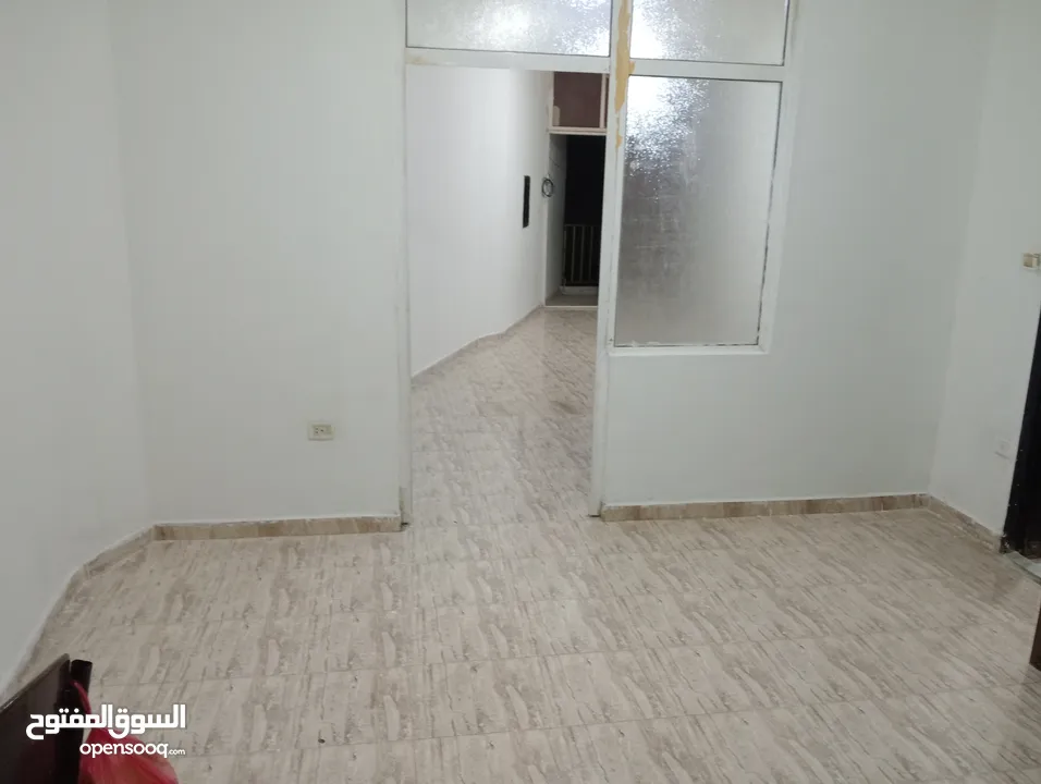 شقة فارغة من المالك مباشره للعائلات فقط