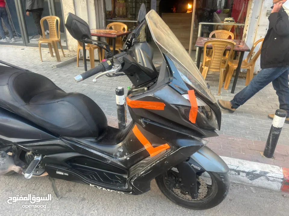 فزيا داون تاون رخصه كوساكي 300 مكسور عليها موجوده برام الله