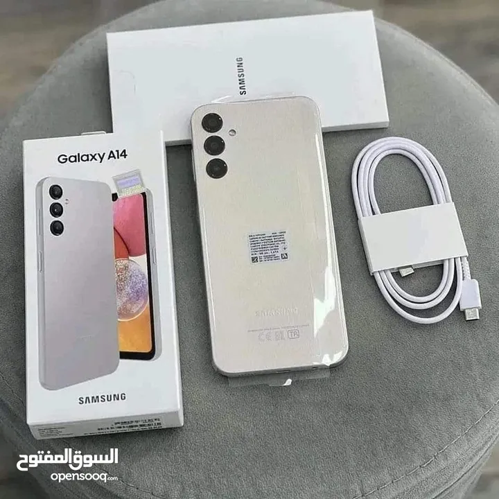 مستعمل ايام Samsung A14 رام 4 واضافه 4 جيجا  128 كرتونه وكفر ولزقة متوفر توصيل