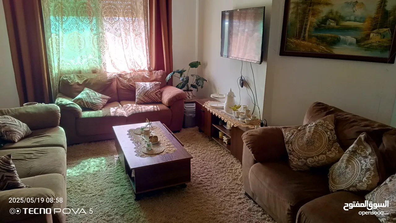 طقم كنب دب في حالة جيدة جداً