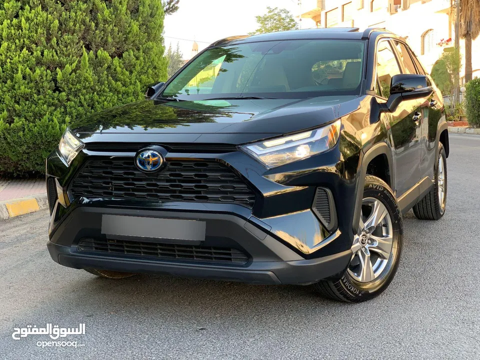 تيوتا رافور هايبرد 2023 xle لون اسود ملوكي جمرك اليوم اعلى صنف