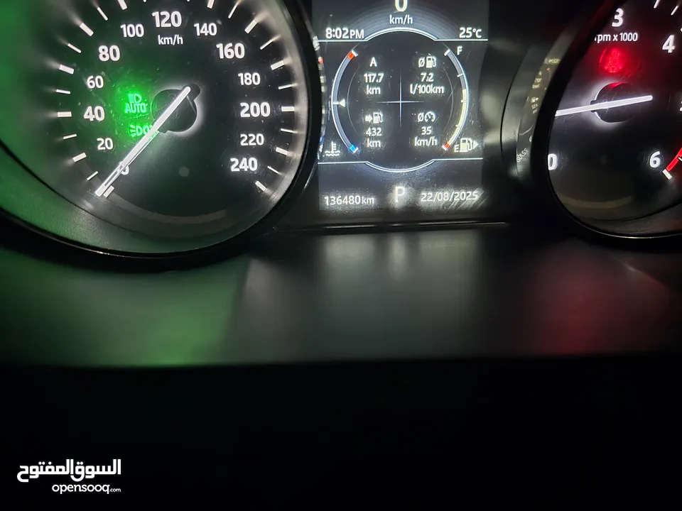 لاند روفر ديسكفري سبورت 2016