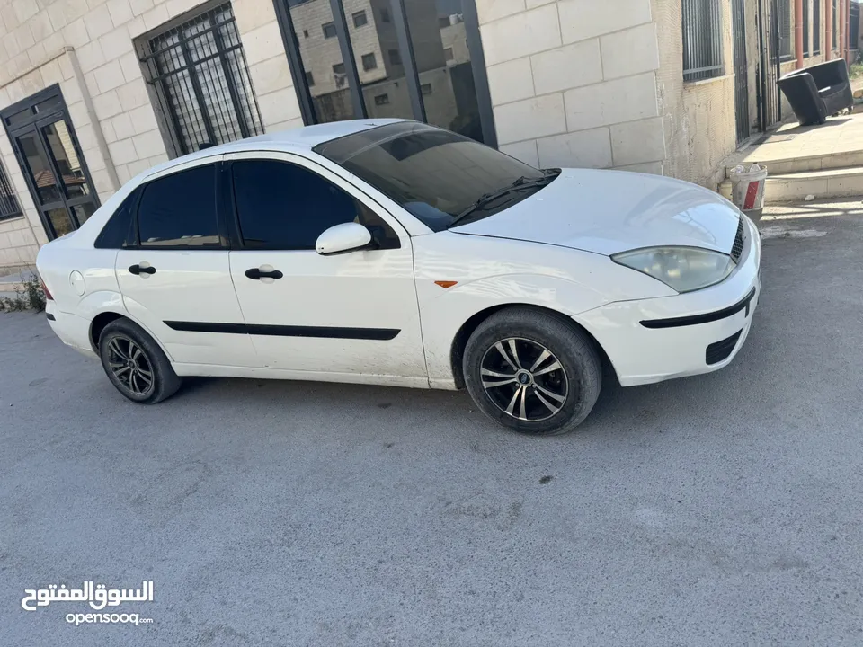 فورد فوكس 2000