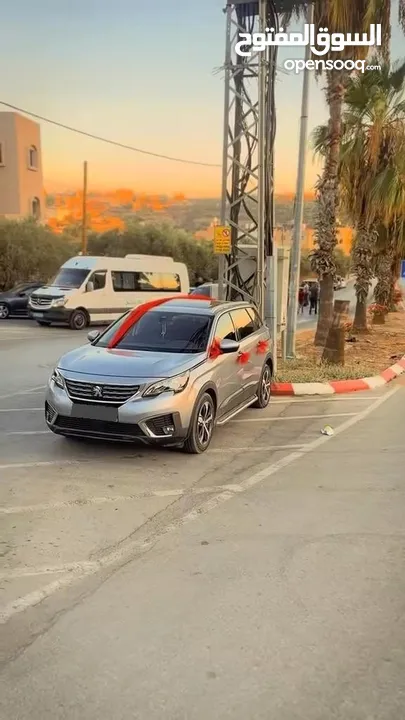 بيجو 5008 للبيع