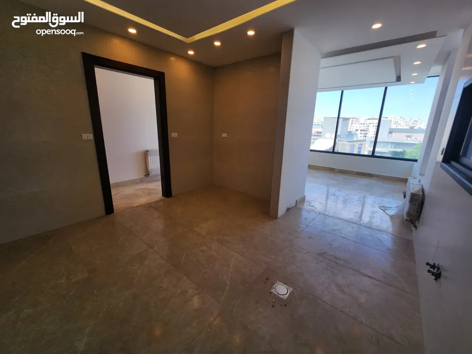 شقة فارغة للبيع في تلاع العلي - ref : 14647