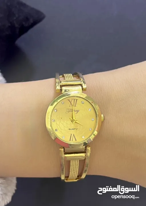ساعه نوع كوارتز (quartz watch)