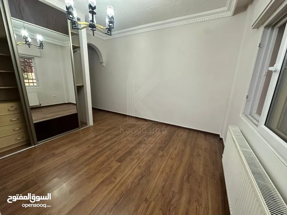 شقة دوبلكس ارضي منسوب فاخرة للبيع في خلدا