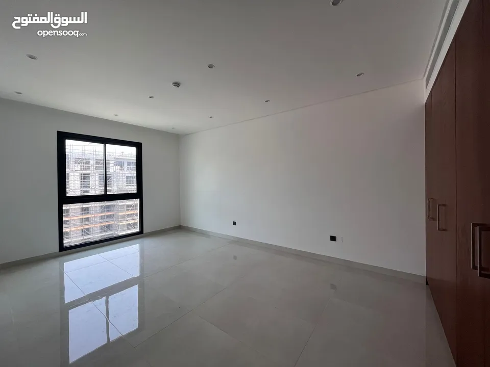 1 BR Brand New Flat for Sale in Al Mouj