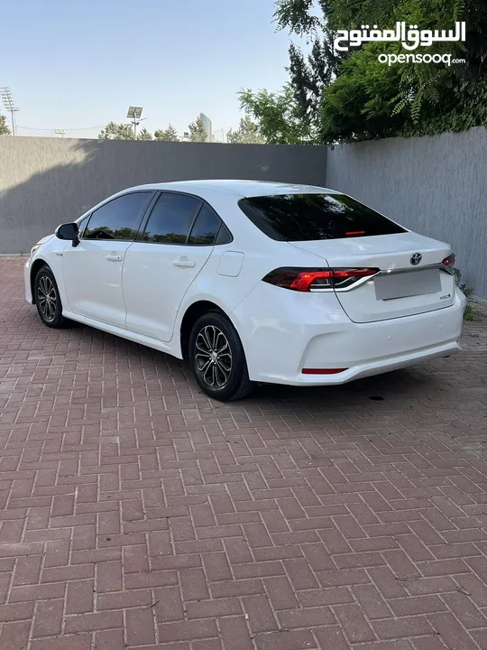 تويوتا كرولا هايبرد