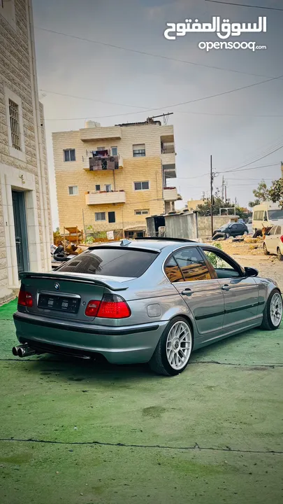 BMW 325 الدبدوب
