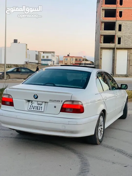 للبيع BMW525i