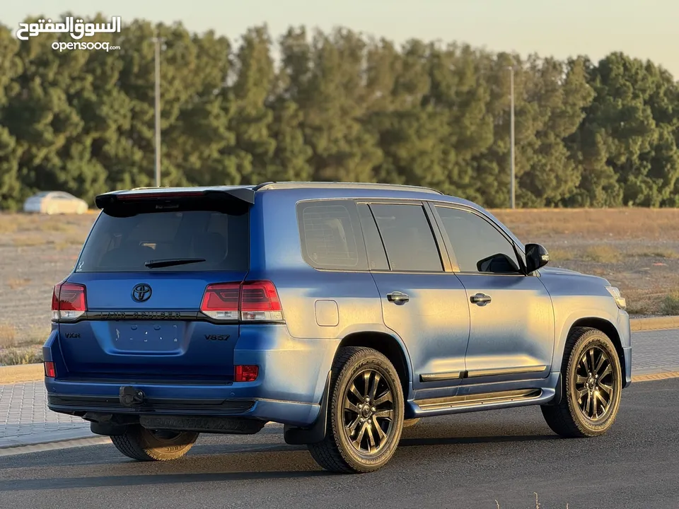 TOYOTA LAND CRUISER 5,7 VXR 2019 GCC