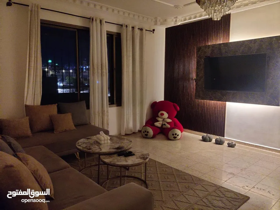 متوفر شقة بطولكرم دوار السلام دخلة ريم البوادي مساحتها 135 ومع بيت الدرج 145  دلكس جاهزة  بدون مصعد