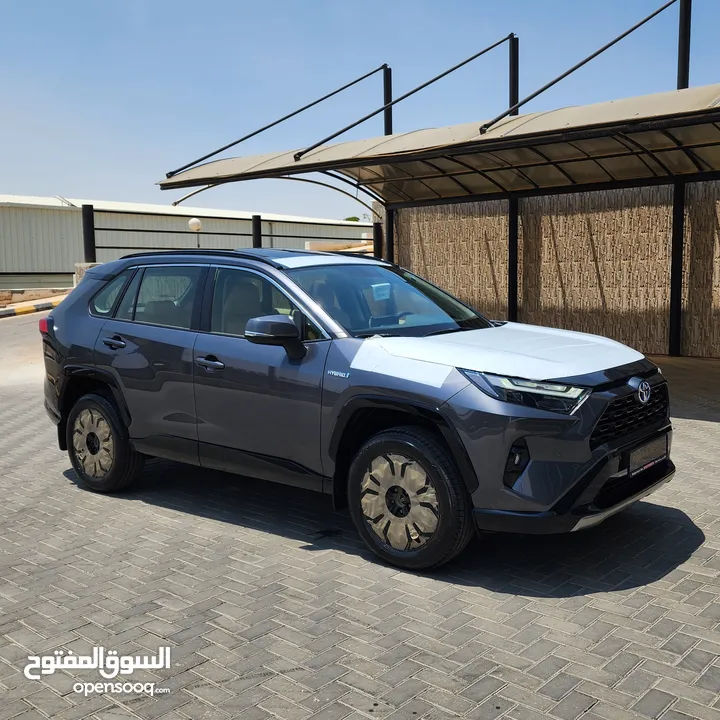 TOYOTA RAV4 XLE HYBRID- BLACK EDITION-2024  تويوتا راف فور4 اكس ال اي هايبرد بلاك اديشن