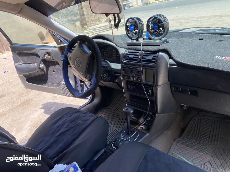 اوبل فيكترا  موديل 1993 محرك 1800 بحاله جيده