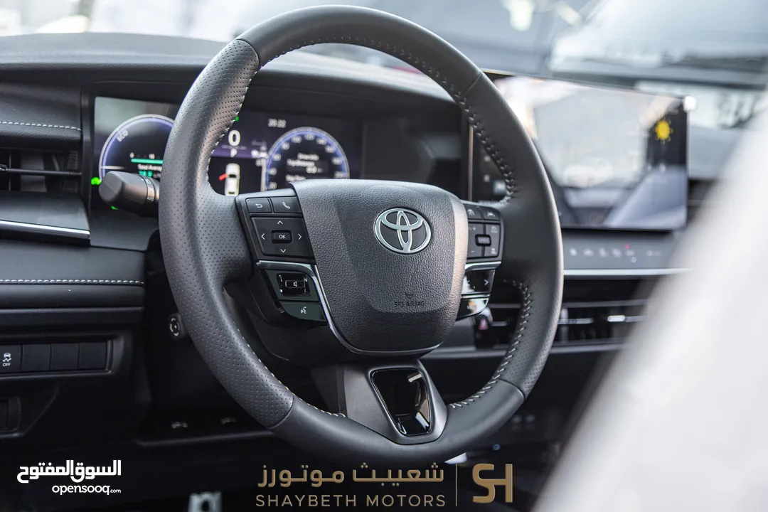 Toyota Camry 2024 الشكل الجديد كليا