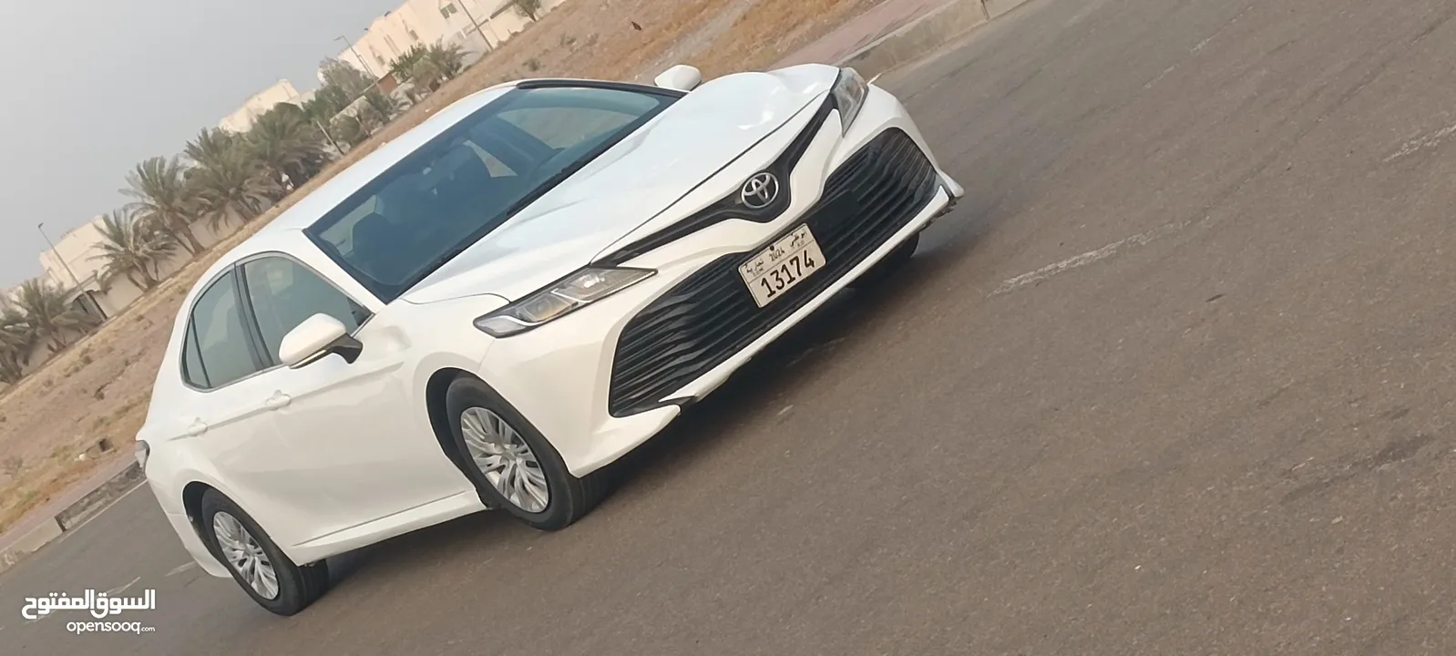 Toyota Camry model 2018 GCC rear camera