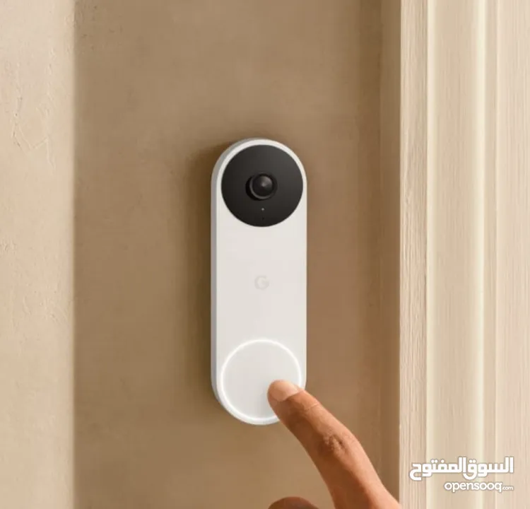 Google Nest Cam – كاميرا مراقبة ذكية (جديدة وأصلية 100%)  وجميع اجهزة google الاصلية متوفرة لدينا