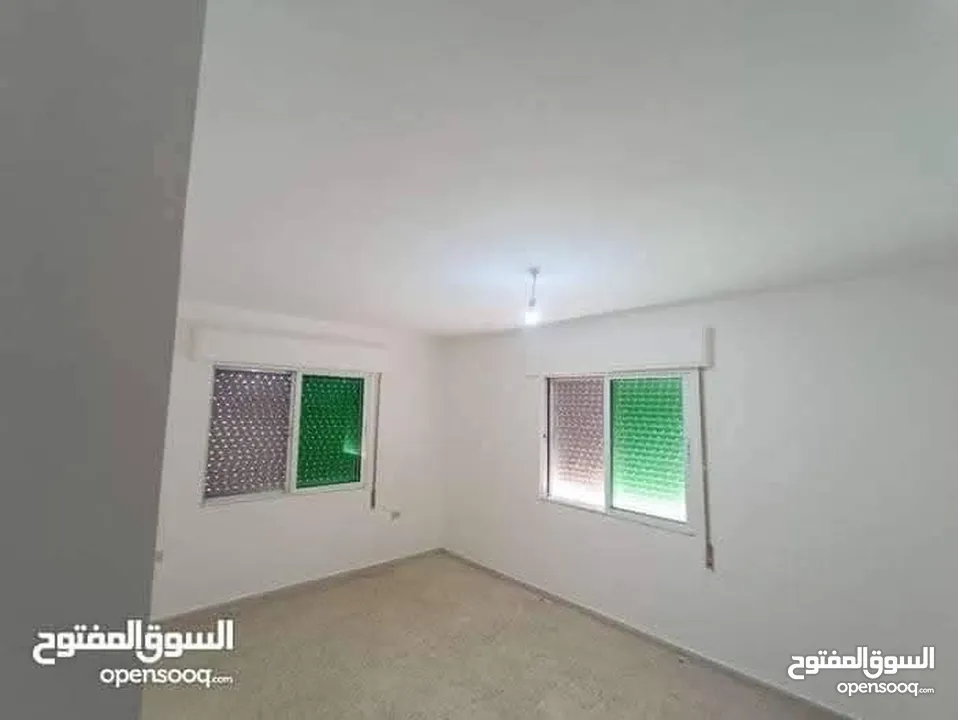 شقة مميزة جدا للبيع في البيادر حي الرونق قرب مدرسة ارقى التربوي