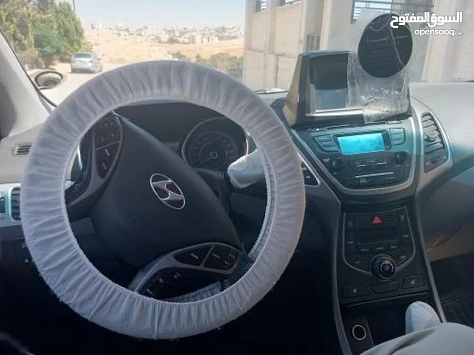 هيونداي افانتي 2016
