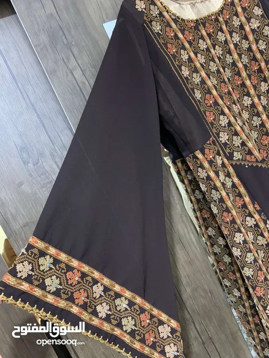 ثوب اردني تطريز يدوي