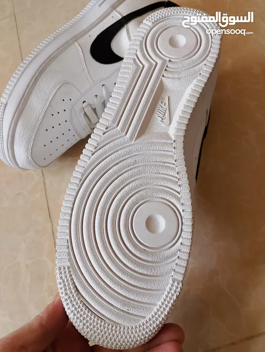 حذاء .Puma  اصلي بحال الوكاله لساته جديد وارد أروبي  الواحد ب 35