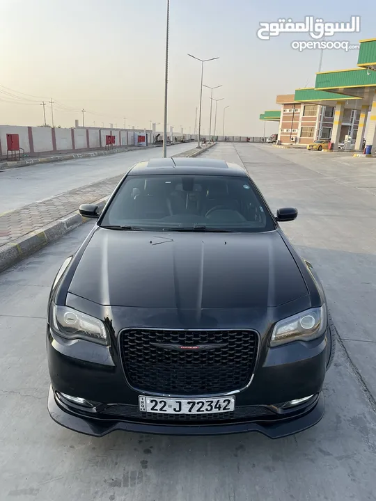 كرايسلر 300S 2021