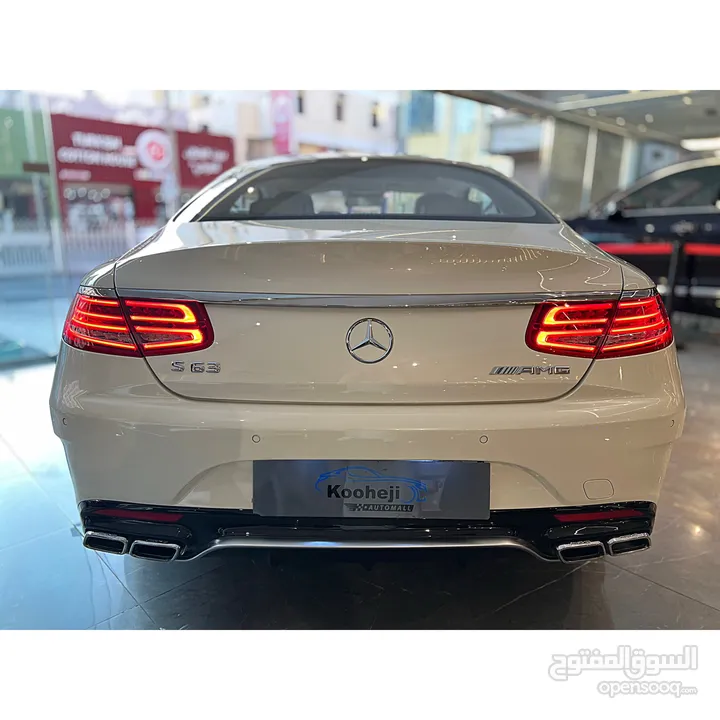 Mercedes *S-63* *AMG - V8 biturbo*