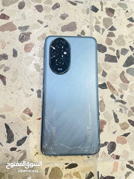 بسعر حرقHONOR200