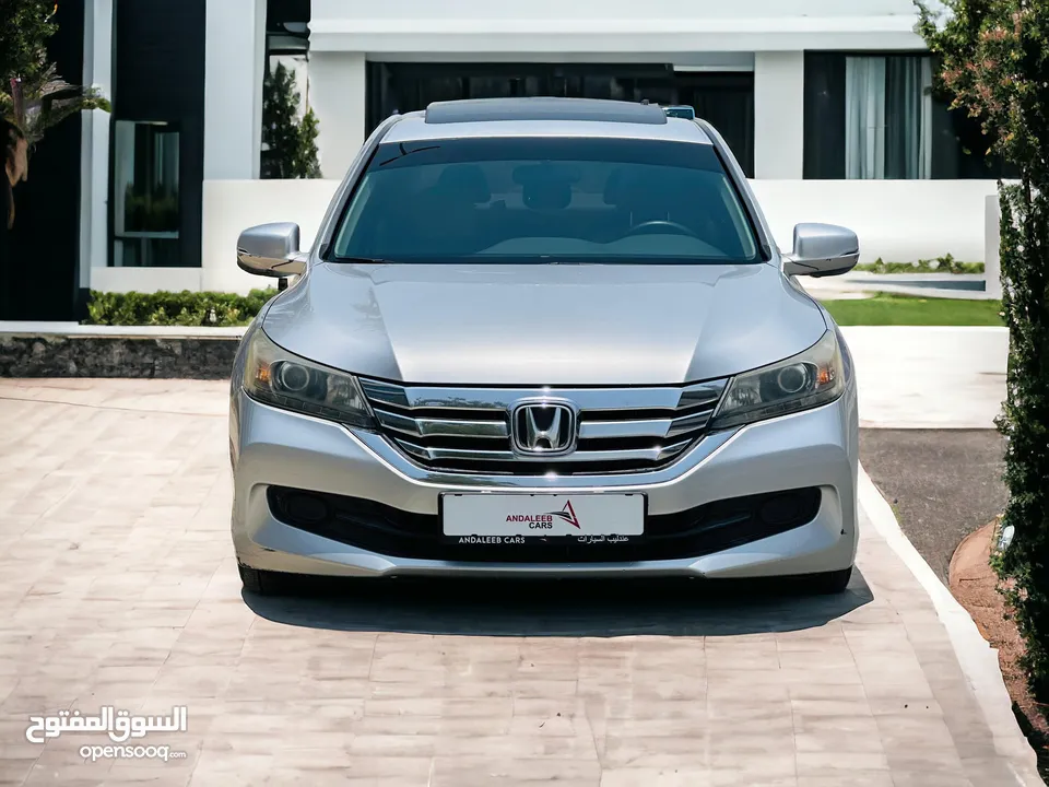 AED 910 PM  HONDA ACCORD LX 2015  AGENCY MAINTAINED  FULL OPTION  GCC SPECS  WELL MAINTAINED