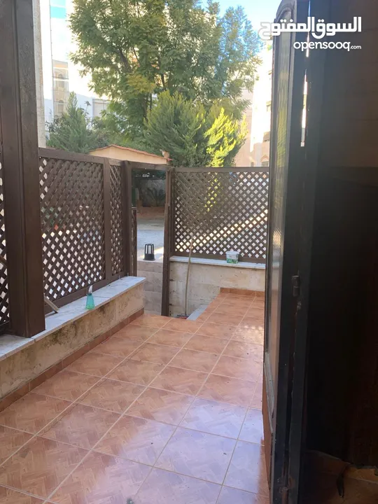 شقة ارضية للبيع ضاحية الرشيد خلف الجامعة الاردنية