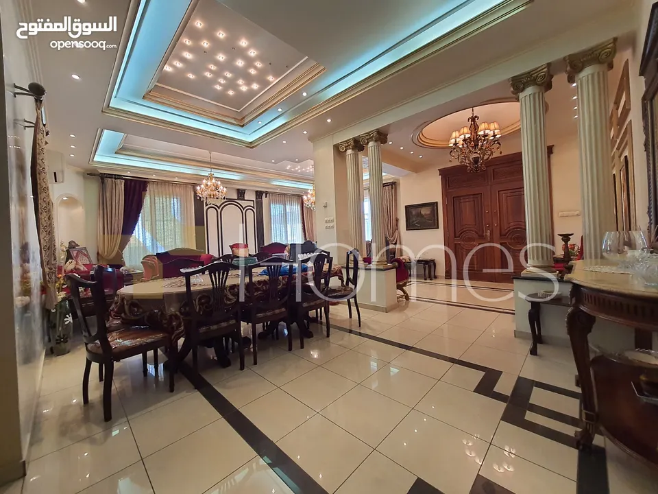 فيلا مع مسبح للبيع في الظهير بمساحة بناء 1200م