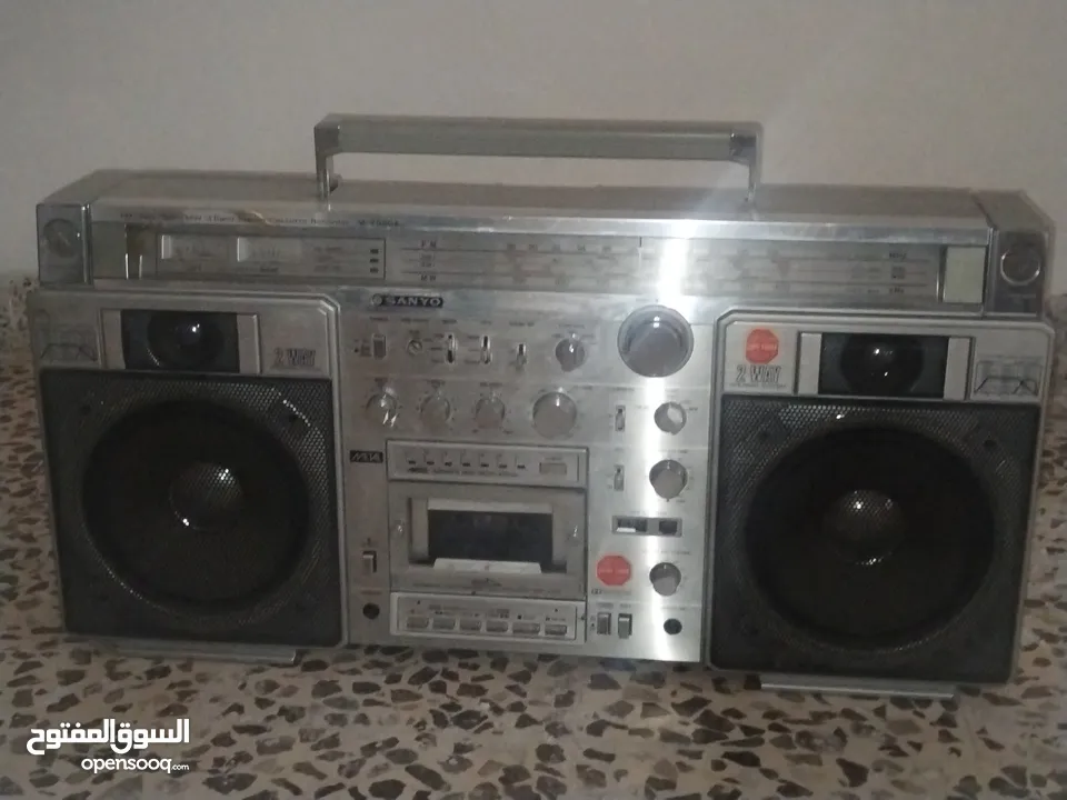1حوض سمك 2مسجل 3شماعة عدد2 4منقل فحم