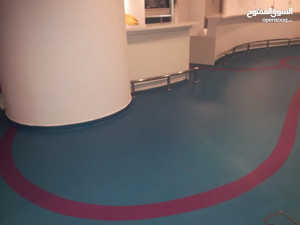 ارضيات . PVC . رولات وشرحات . فينيل للمستشفيات والحضانات والنوادي الرياضية  وروضات مصانع مراكز إعاقة