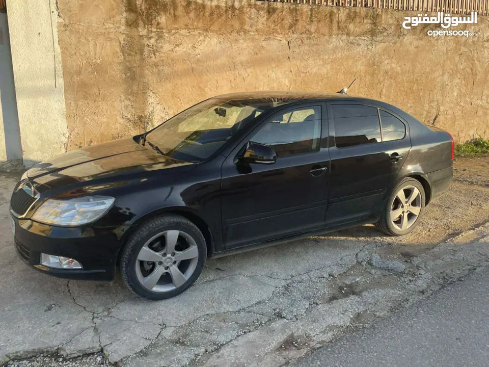 سكودا اوكتافيا رمش 2012