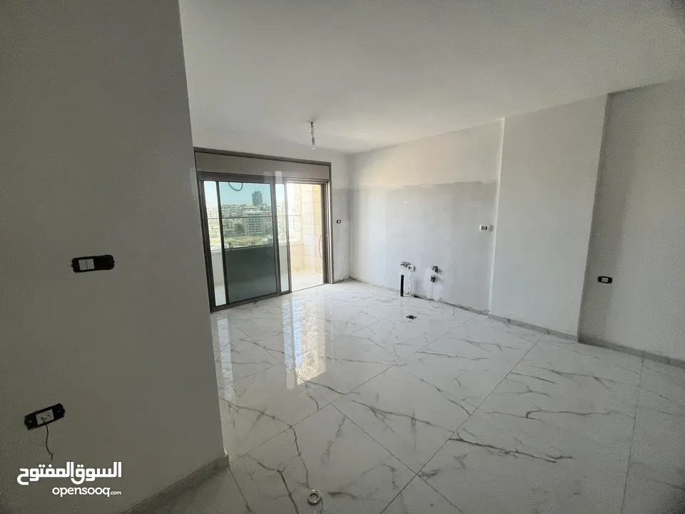 شقة مساحة 145 متر  بموقع مميز
