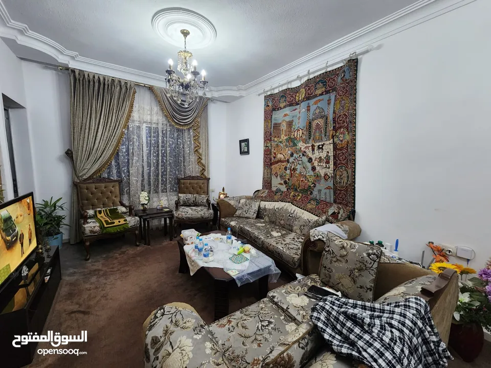شقة طابق اول للبيع في تلاع العلي