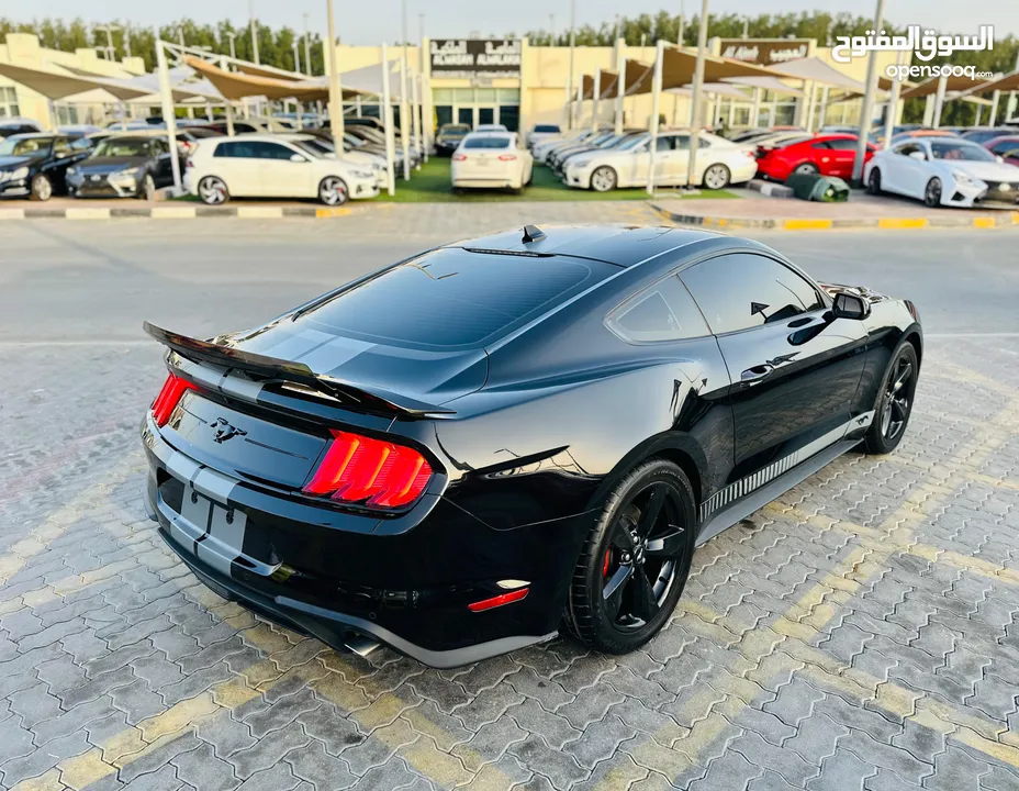 FORD MUSTANG ECBOOST 2021