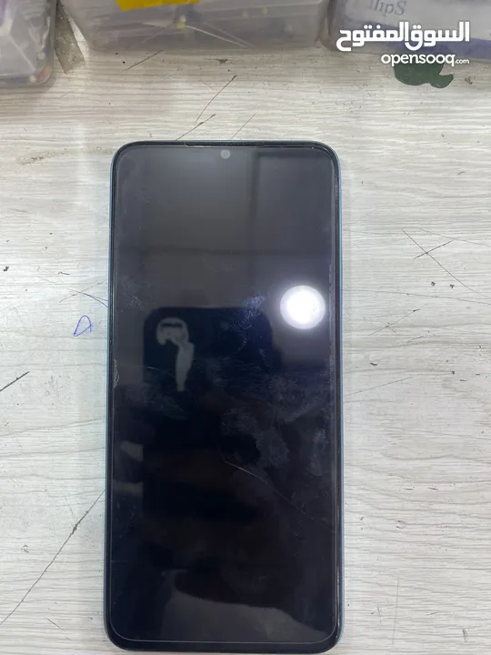 هاتف Infinix HOT 30i بحاله ممتازه  السعر قابل لتفاوض البيع كاش على ارض الواقع