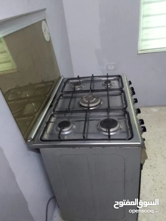 بتجاز فرن غاز 5 عيون كهربا +غاز شغال ممتاز