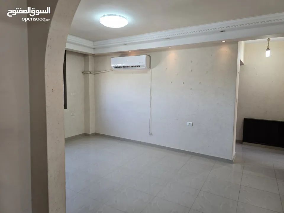 شقه 150م للايجار