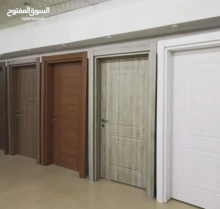 ابواب خشبيه داخليه و خارجيه بتصاميم حديثه وفاخره وعصريه جميع الانواع دهان  او تلبيس pvc  وقشره بلوط