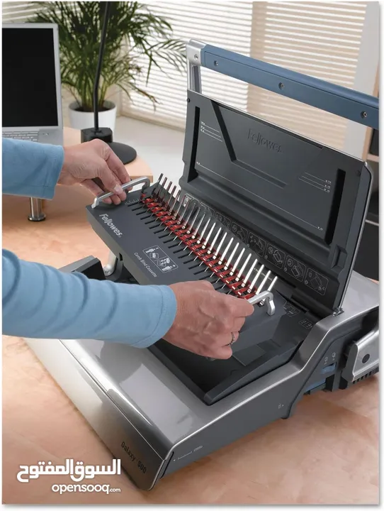 جهاز تغليف الكتب والمذكرات - Comb Binding Machine