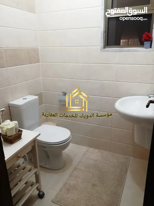 شقة فارغة - سوبر ديلوكس - 3نوم 1ماستر - مطلة وقريبة من الخدمات العامة